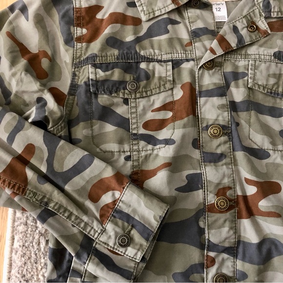 EUC Gender neutral camo jacket size 12 - Picture 3 of 4